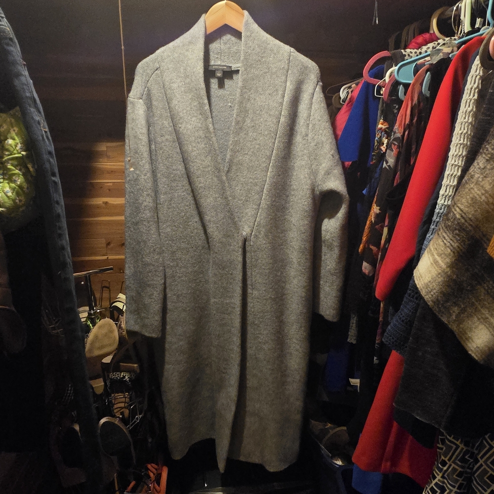 Ann Taylor Elegant Gray Women's Cape